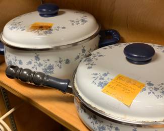 Blue garland Enamel cookware