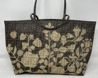 FENDI
Limited Edition Spalmati Tote bag 
FF monogram and Embroidered Floral Details with Gold Hardware & Yellow interior  
Approx 13.5x6x10” 