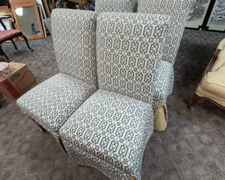Set 4 Beautifully Upholstered Parsons Chairs