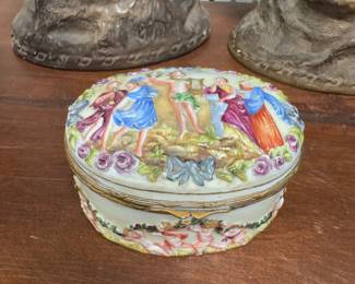 Signed Capodimonte Box