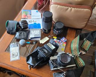 Minolta XG-1(n) camera, accessories & case