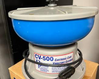 Cartridge case cleaner