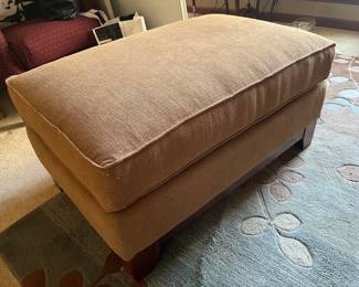 La-Z-Boy upholstered matching ottoman