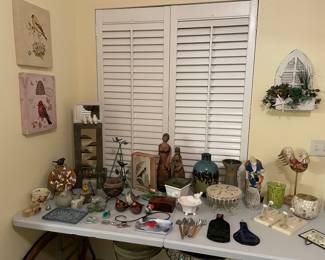 Assorted Bird Decor Items