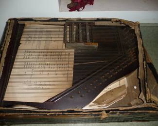 Oscar Schmidt autoharp