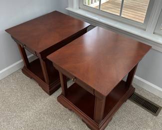 R26 - $125. PAIR of Thomasville Side Tables. Measures 27" wide x 23" deep x 24" tall. Very gently used! Drawers slide easily.