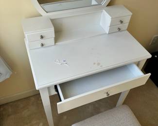 R47 - $50. Small Mirrored Vanity with Bench. Measures 28" wide x 16" deep x 29" tall. Top has some marks from use - great for a girls room! 