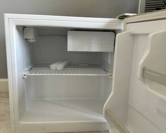 R38 - $35. Haier Mini Fridge. 