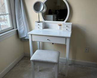 R47 - $50. Small Mirrored Vanity with Bench. Measures 28" wide x 16" deep x 29" tall. Top has some marks from use - great for a girls room! 