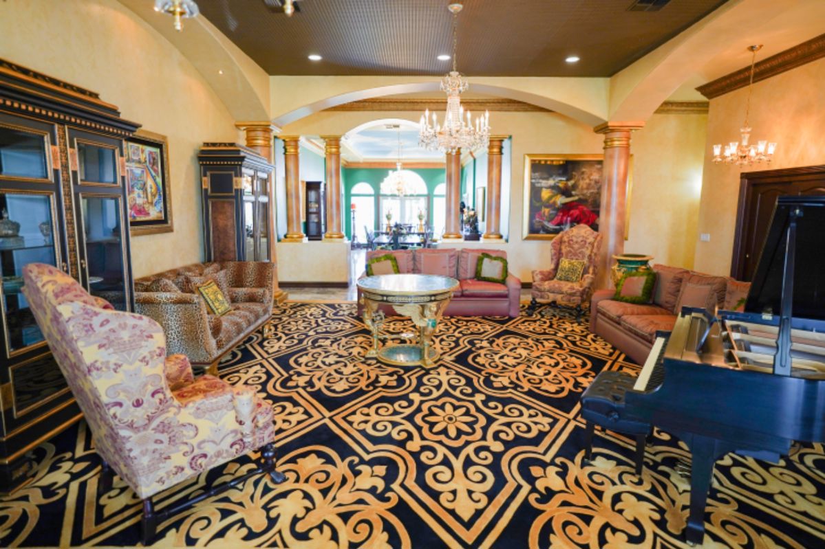 Main Entry View Inside