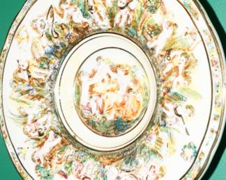 Capodimonte cherub plate