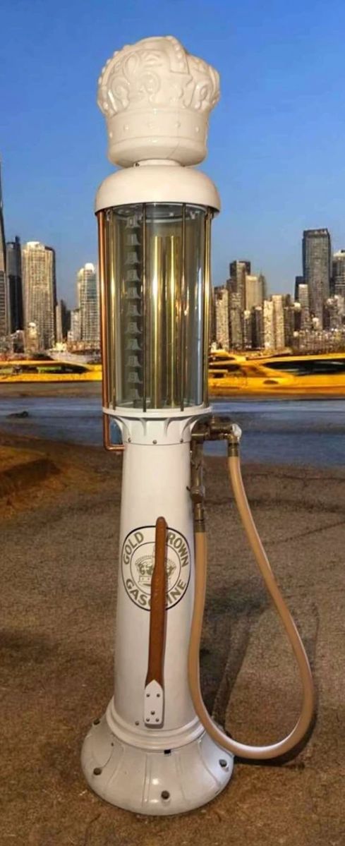 Wayne Gold Crown Visible Gas Pump