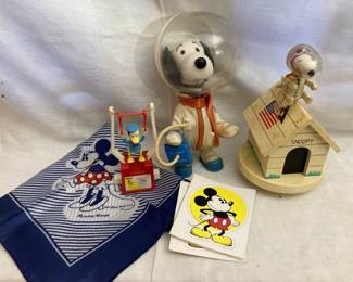 Vintage 1960s Snoopy Astronaut Toys  Disney Collectibles