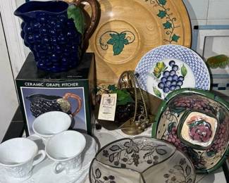 Grape Theme Items For The Dining Room