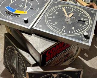 Airplane Instruments Training Displays
