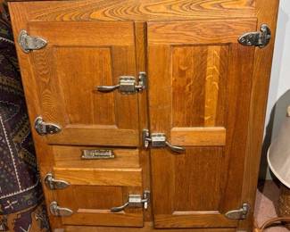 Leonard Refrigerator By Grand Rapids Refrigerator Co.