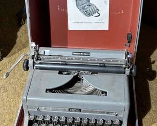 SmithCorona Skyriter Typewriter