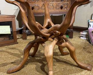 Wood Carved Interlock 5Leg Table With Glass Top 