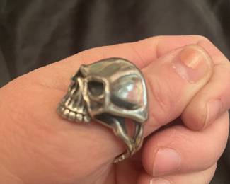 STERLING LARGE SIZE SKULL RING 
