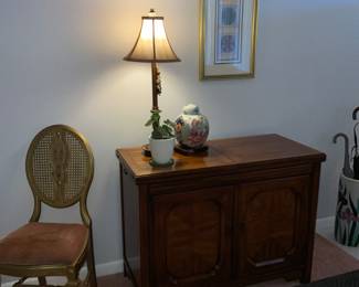 Matches dining room set!  Nice vintage bar!