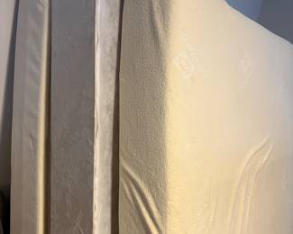 king and queen temperpedic with queen frame and king box spring 