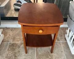 2 matching end tables