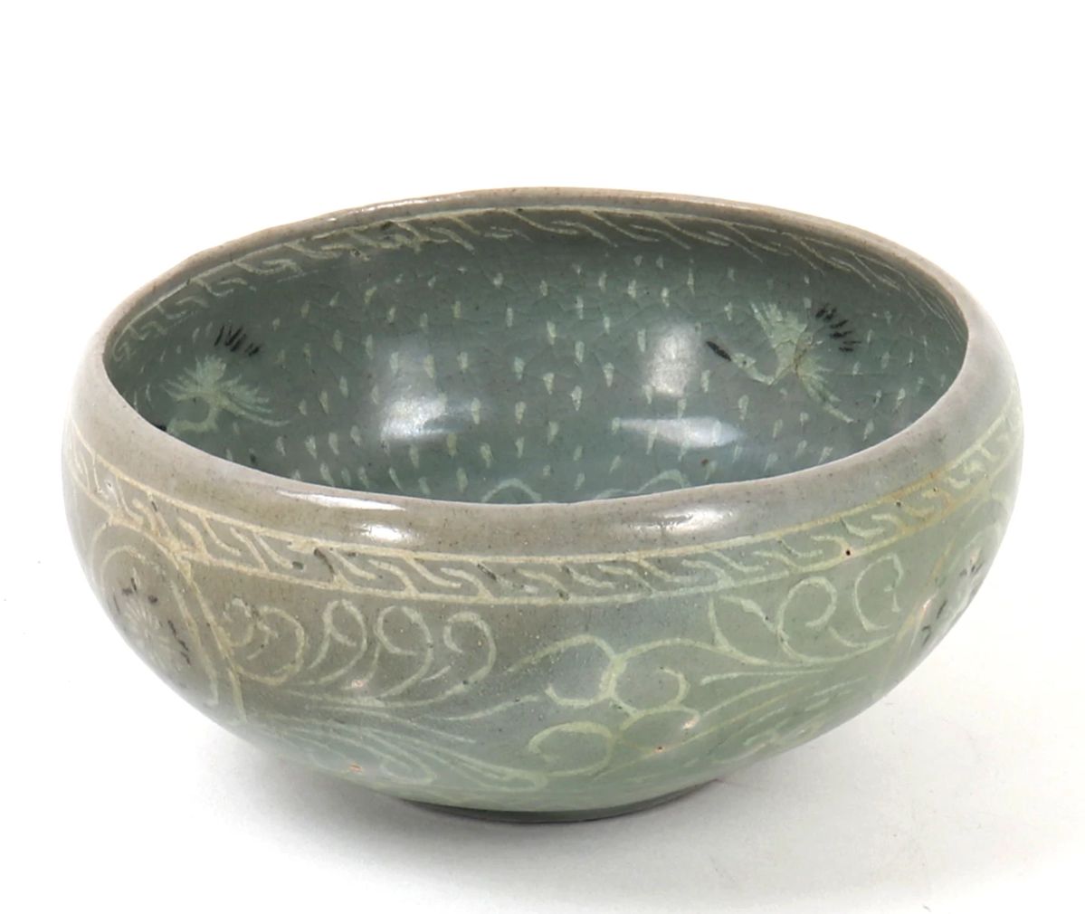 Lot 5 Gorgeous Early Korean Celadon Crackle Glazed Bowl, Cranes