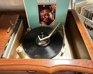 Mid Century Magnavox Turntable Stereo Console