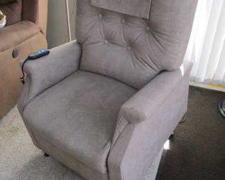 Ultra Comfort Lift Chair