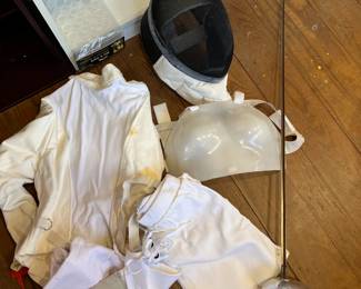 Fencing outfit