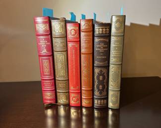 B208 - $15 Each. LEATHER BOUND FRANKLIN PRESS. Russia Leaves The War. The Flowering of New England 1815 - 1865. The Red Book of Animal Stories. Gulliver's Travels. The Adventures of Huckleberry Fin. The Yearling.   (Basket 2)