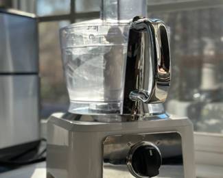 B21 - $140.  Viking Professional Food Processor. 