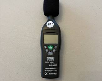 B159 - $45. Sound Level Meter. SPL-8810. 