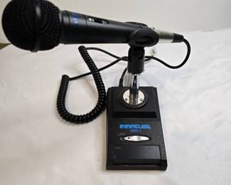 B136 - $95. Inrad DMS-1 desk stand with Inrad M650 microphone