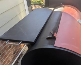 B4 - $650. Rec Tec Grill RT-680. Gently used and was covered when not in use. Great smoker BBQ. 