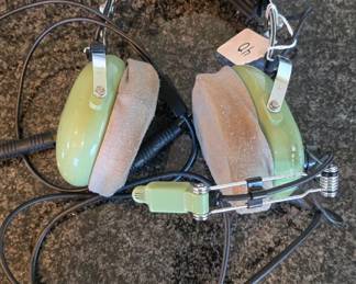 B110 - $40, David Clark H120-40 Aviation Headset