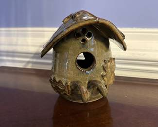 B185 - $25. Signed "Lynn" Pottery Bird House.