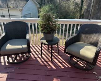 WEATHER RESISTANT WICKER PATIO FURNITURE