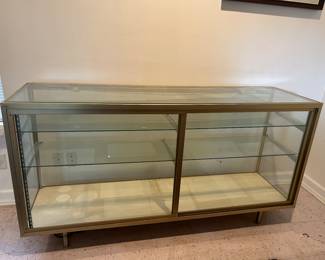 COMMERCIAL DISPLAY CASES