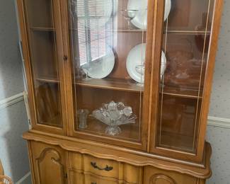 China cabinet 