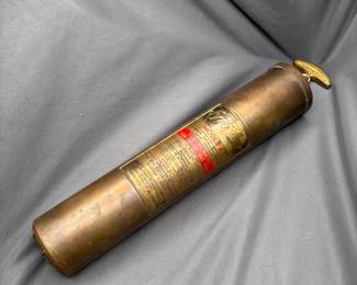 ANTIQUE VEHICLE FIRE EXTINGUISHER