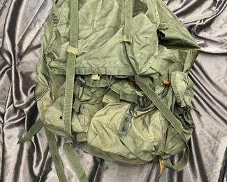 ARMY NYLON FIELD PACK