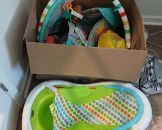 Baby bath and mobile pad.