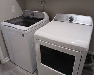 nice washer and dryer appliances.