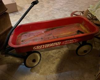 Vintage Greyhound Wagon - Slightly damaged