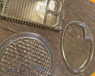 Several different vintage plate sets. Rectangular plates (16) , circular (8), oblong (4).  