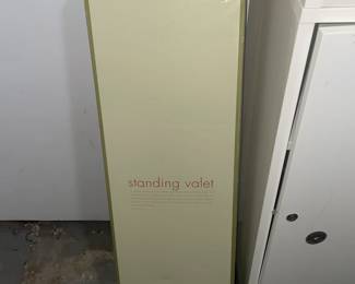 Standing Valet