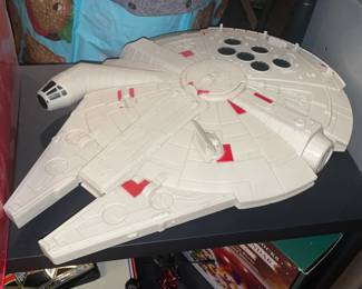 Star Wars Millennium Falcon Toy