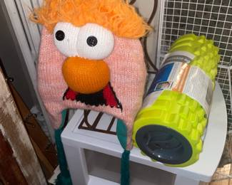 The Muppets "Beaker" Knit Hat
