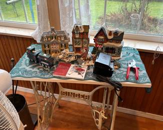 Decorative Collectibles